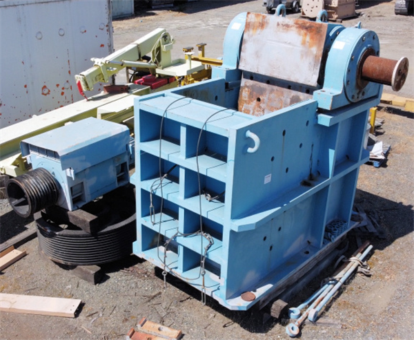 Kobe Steel - Allis Chalmers 42-54 S-t Jaw Crusher, 150 Kw (200 Hp), 50 Hz Motor)